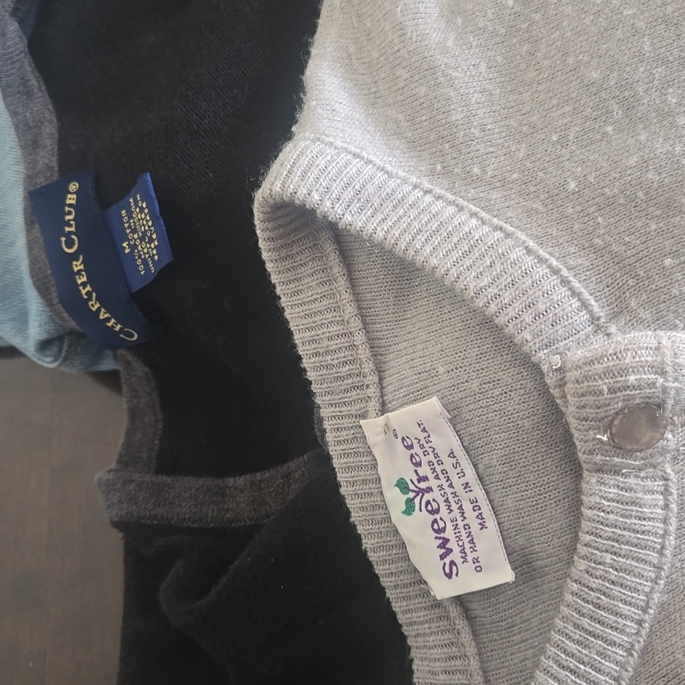 2 Sweaters - image 1